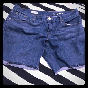 - Gap boyfriend jeans shorts